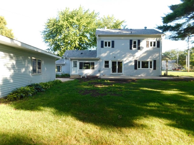 610 South Main Street Rochelle, IL 61068 - Photo 28 of 37