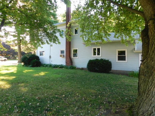 610 South Main Street Rochelle, IL 61068 - Photo 31 of 37