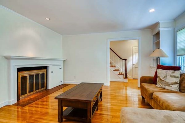 55 Woodridge Road Wayland, MA 01778 - Photo 7 of 39 Gallery Image 7