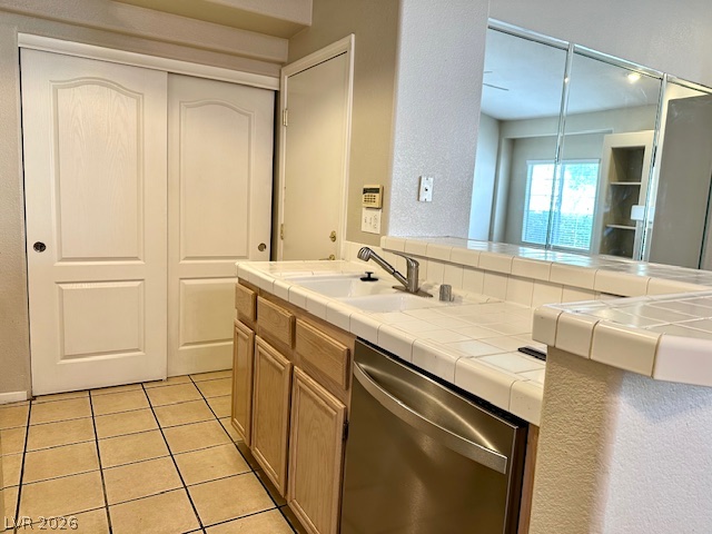 5255 Island Chain Road Las Vegas, NV 89118 - Photo 7 of 23 Gallery Image 7