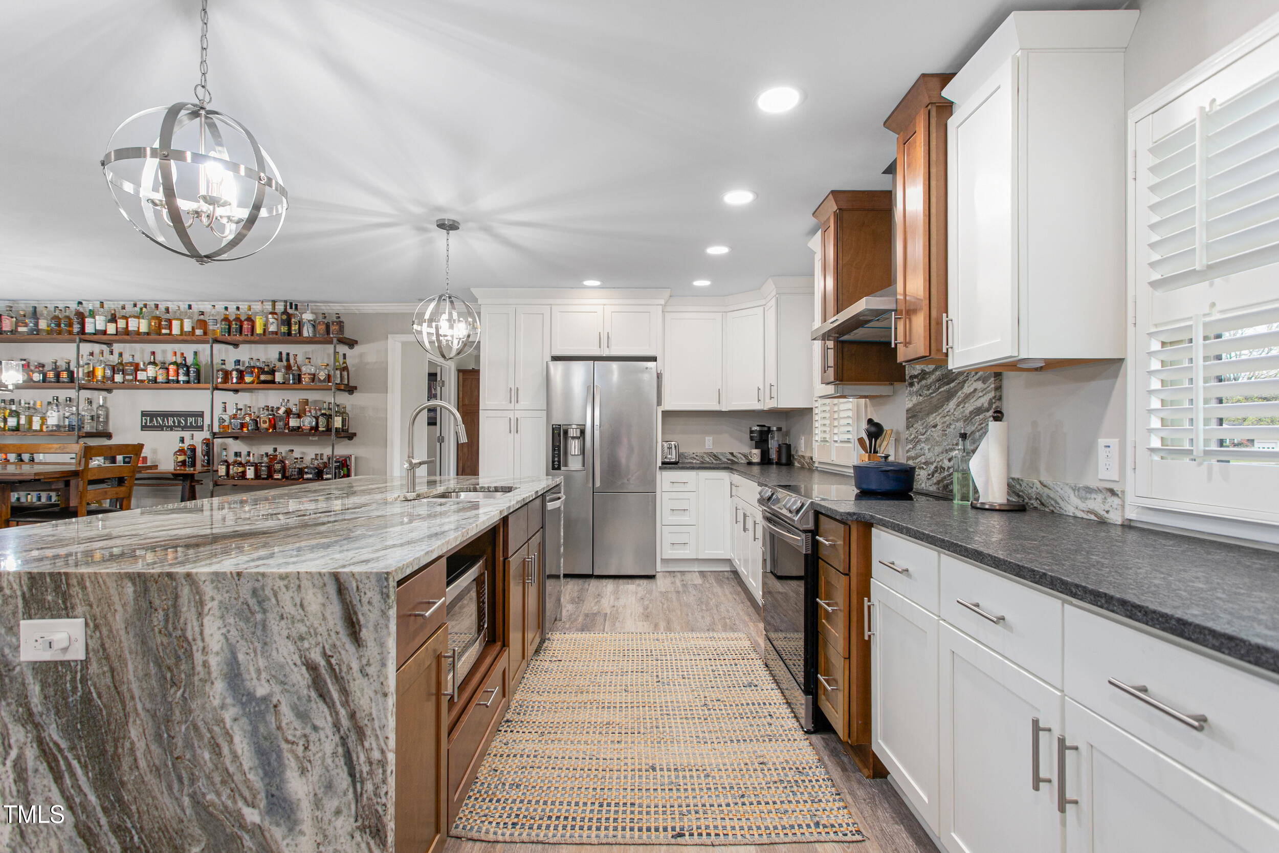 928 Hanford Road Graham, NC 27253 - Photo 10 of 47 Kitchen