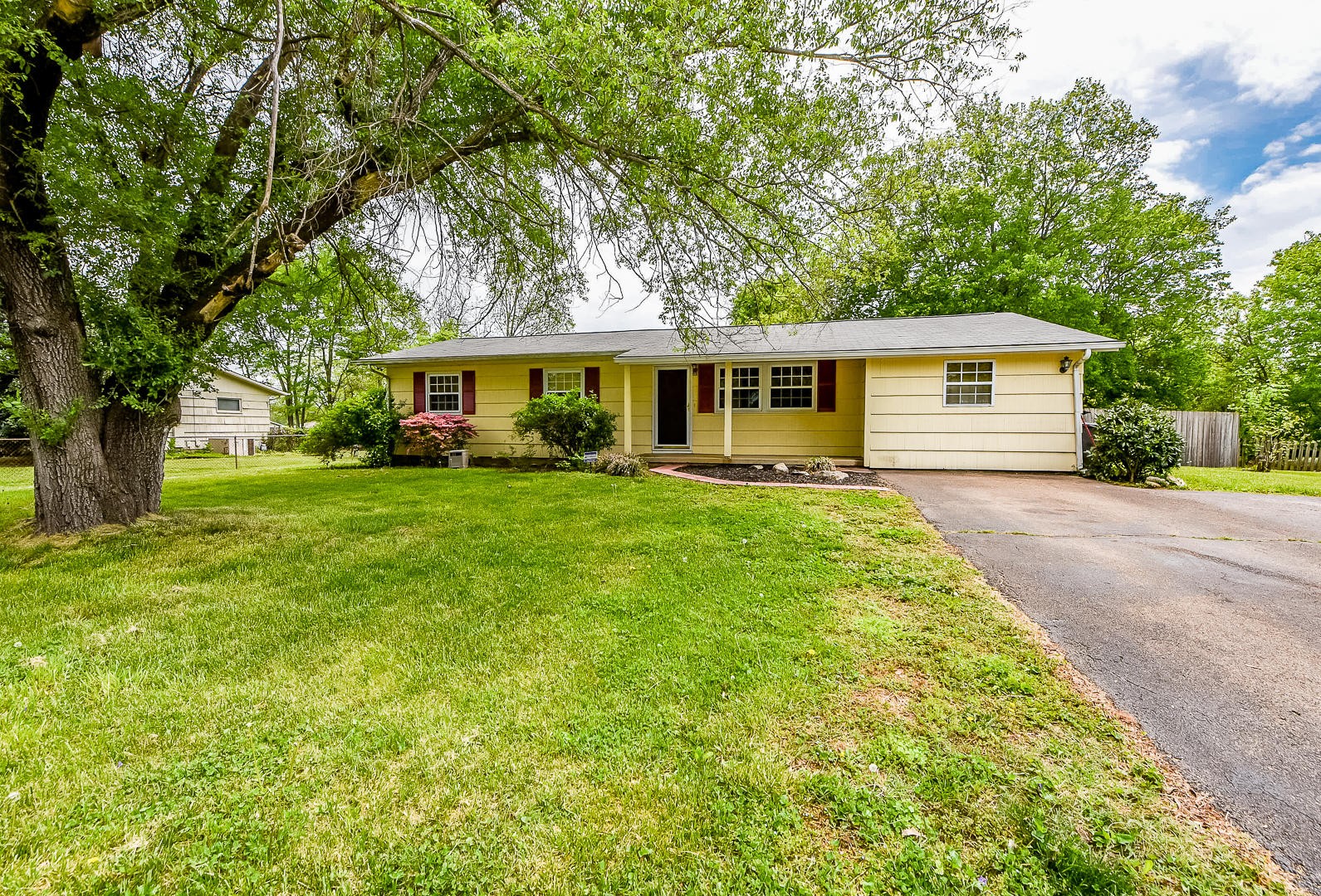 3012 Lafayette Road Knoxville, TN 37921 - Photo 1 of 11 a front view of house with yard and green space