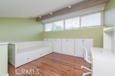 14 Featherwood Irvine, CA 92612 - Photo 15 of 32 a view of kitchen and window