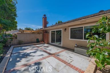 14 Featherwood Irvine, CA 92612 - Photo 25 of 32 a view of a house with a sitting area