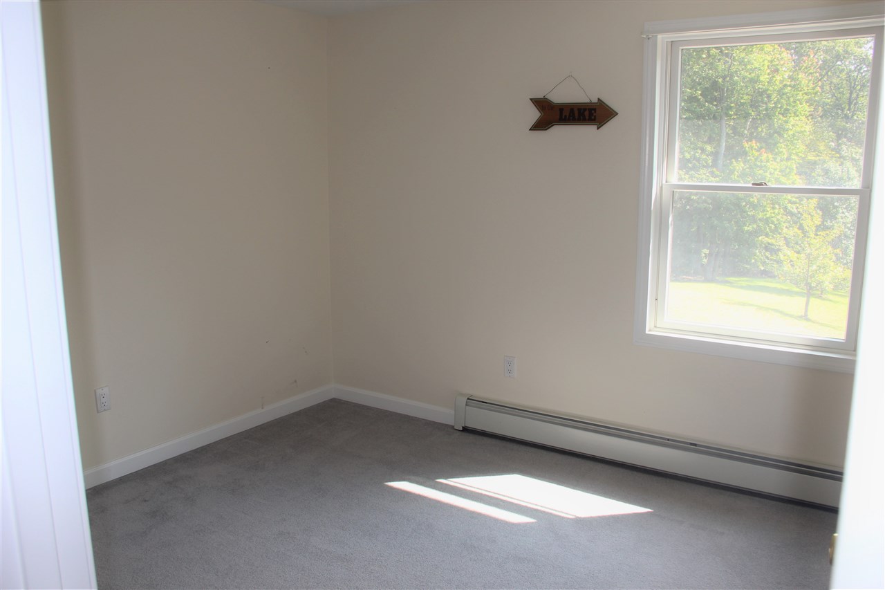 71 Stonehenge Road Londonderry, NH 03053 - Photo 11 of 23 Gallery Image 11