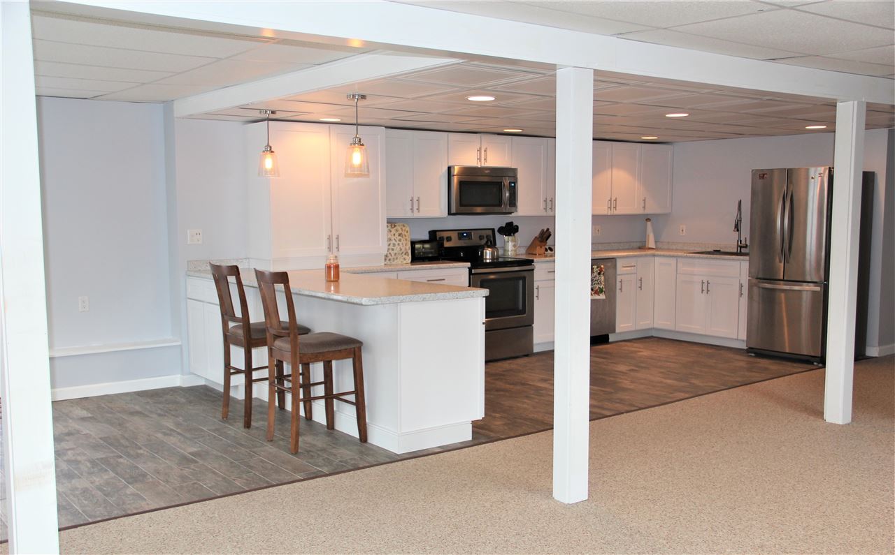 71 Stonehenge Road Londonderry, NH 03053 - Photo 16 of 23 Gallery Image 16