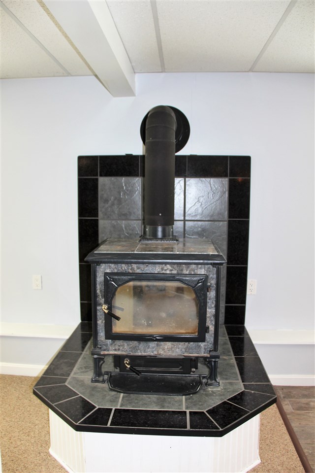 71 Stonehenge Road Londonderry, NH 03053 - Photo 19 of 23 Gallery Image 19