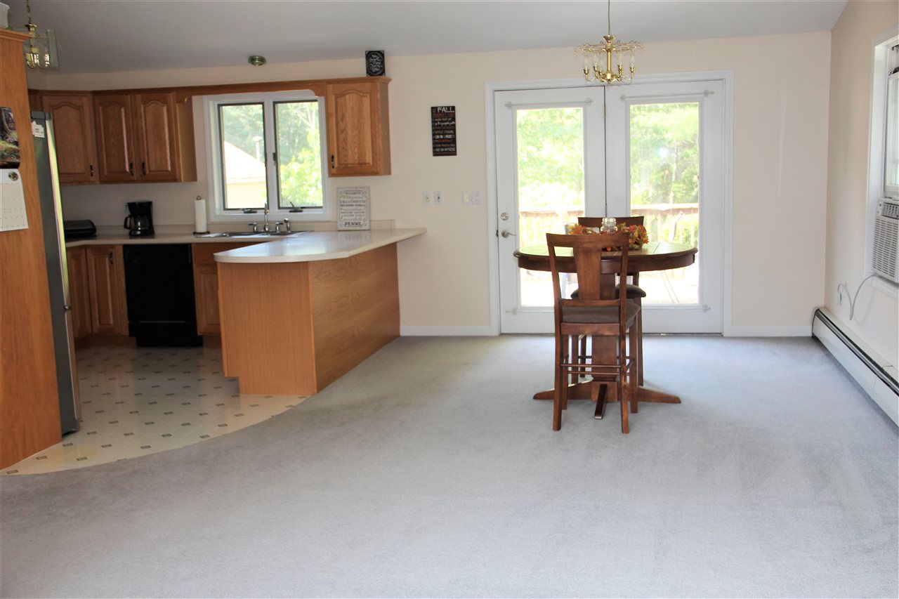 71 Stonehenge Road Londonderry, NH 03053 - Photo 4 of 23 Gallery Image 4