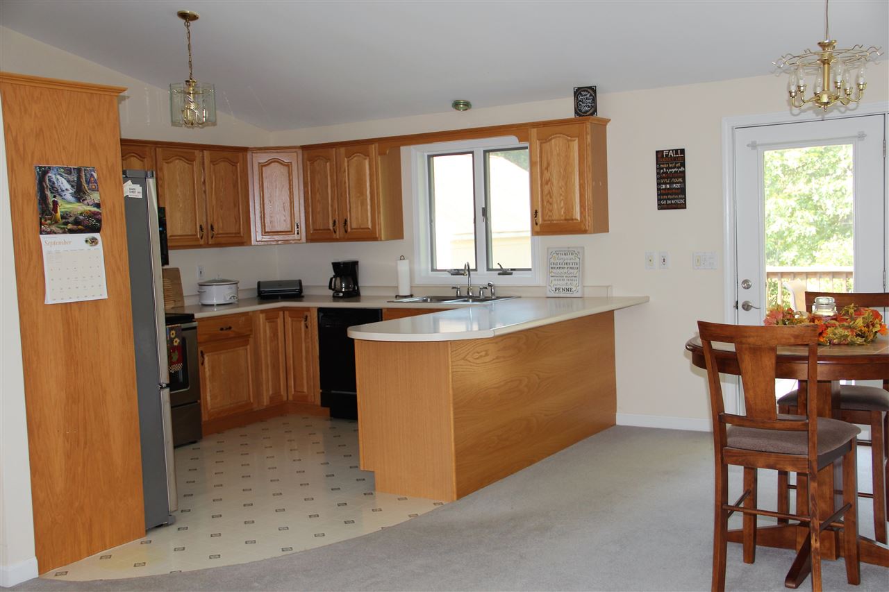71 Stonehenge Road Londonderry, NH 03053 - Photo 5 of 23 Gallery Image 5
