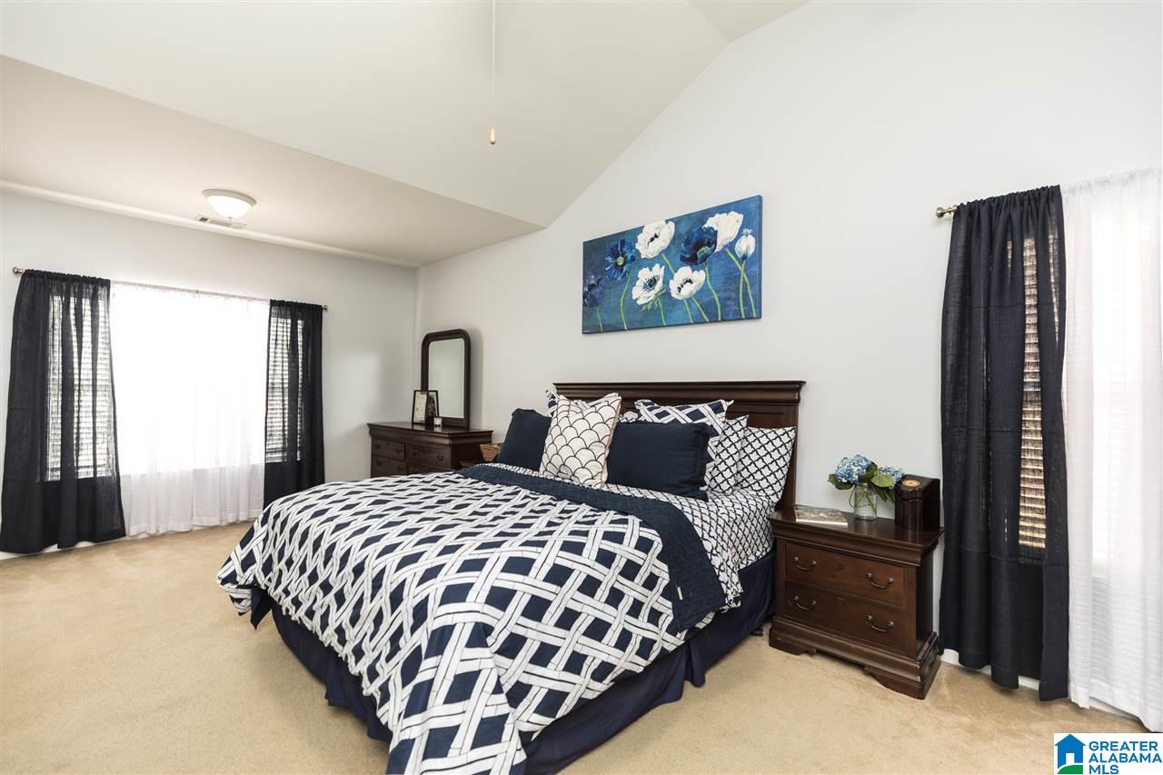 991 Valley Circle Leeds, AL 35094 - Photo 18 of 29