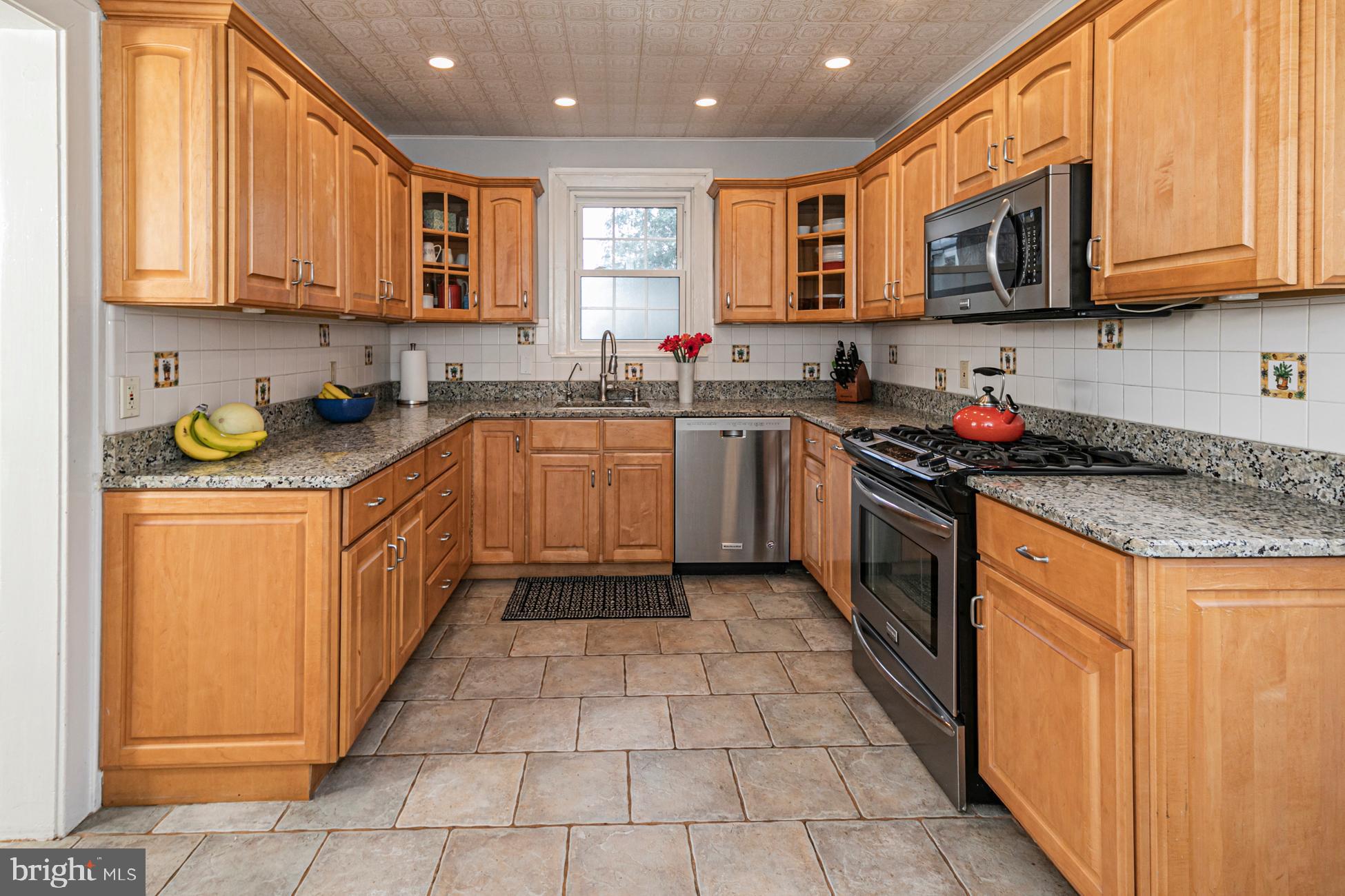 800 Lawrence Road Lawrence Township, NJ 08648 - Photo 21 of 48 Gallery Image 21