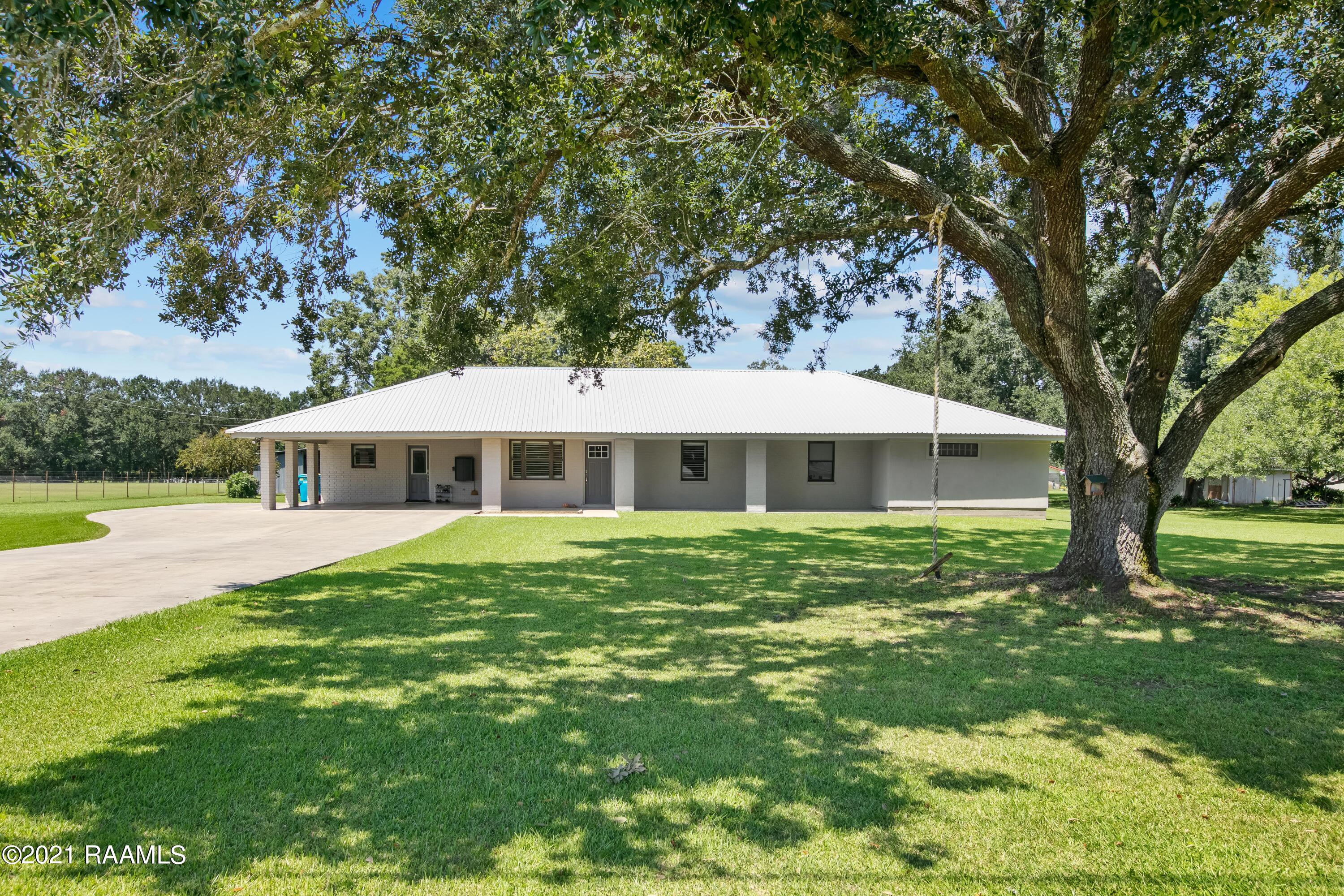 1057 Huval Road Breaux Bridge, LA 70517 - Photo 30 of 40 Gallery Image 30
