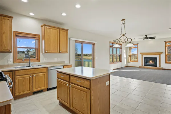 $665,000 | 3026 Saddle Brooke Trail, Sun Prairie, WI 53590