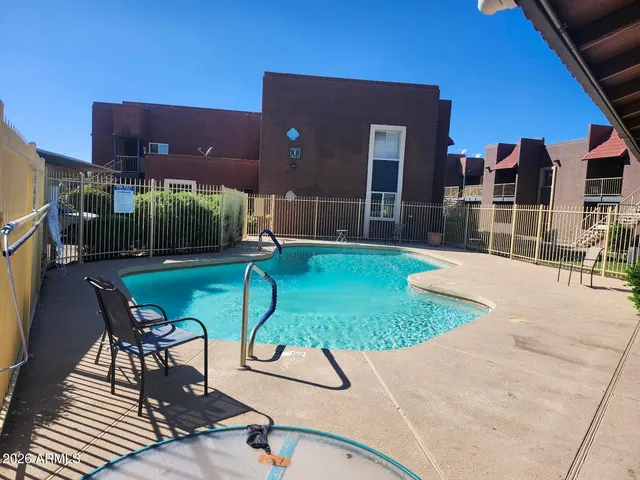 $1,275 | 16602 North 25th Street, Unit 204, Phoenix, AZ 85032