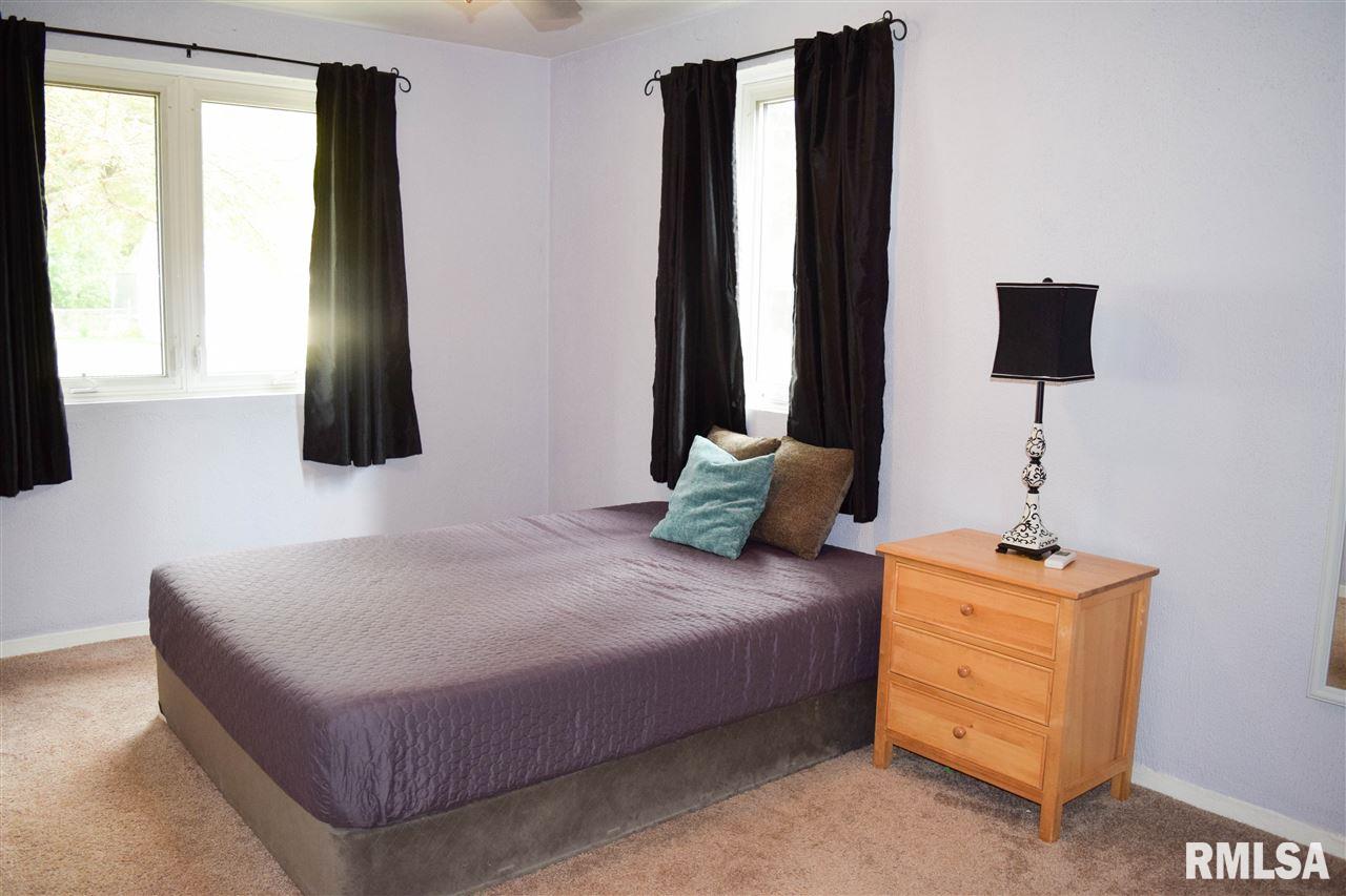 216 Frontenac Road Marquette Heights, IL 61554 - Photo 12 of 20 Gallery Image 12
