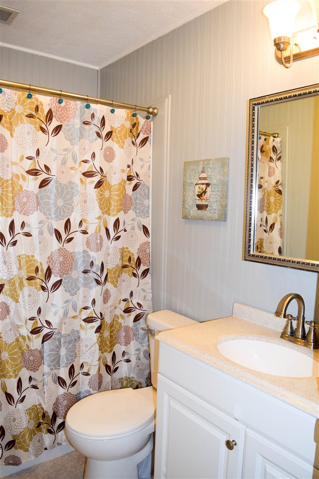 216 Frontenac Road Marquette Heights, IL 61554 - Photo 14 of 20 Gallery Image 14