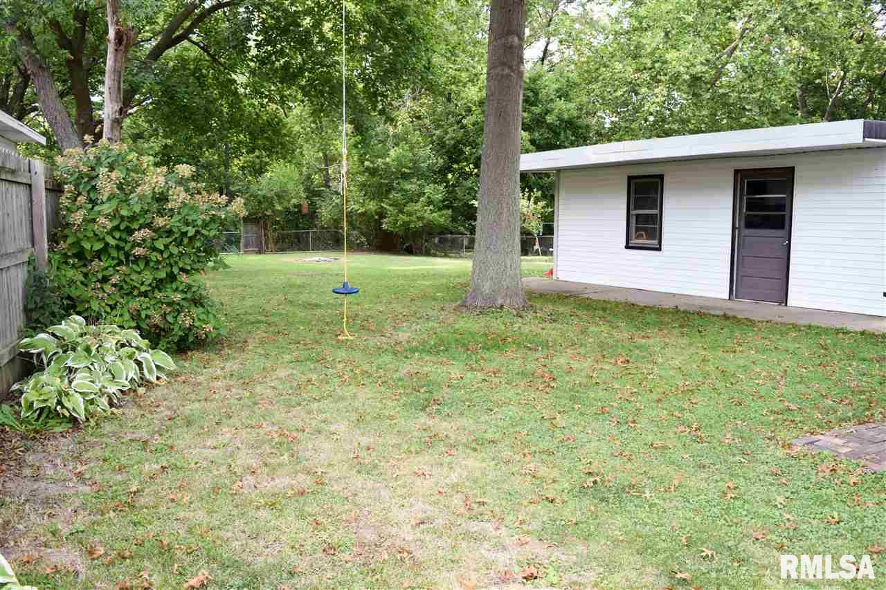 216 Frontenac Road Marquette Heights, IL 61554 - Photo 17 of 20 Gallery Image 17