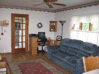 1405 East Sterns Road Erie, MI 48133 - Photo 11 of 18 Country Kitchen