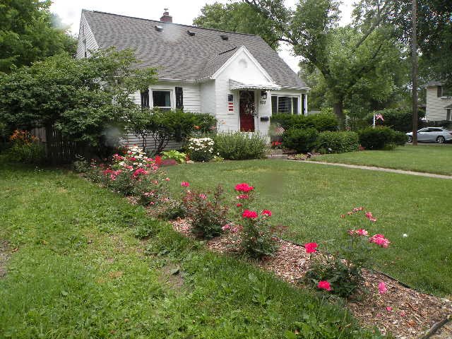 125 East Holmes Road Lansing, MI 48910 - Photo 3 of 49 31387350-2.JPG