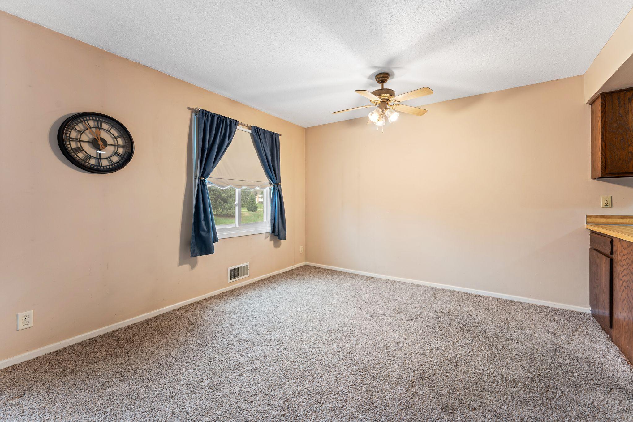 4683 Ridge Cliff Drive Eagan, MN 55122 - Photo 7 of 30