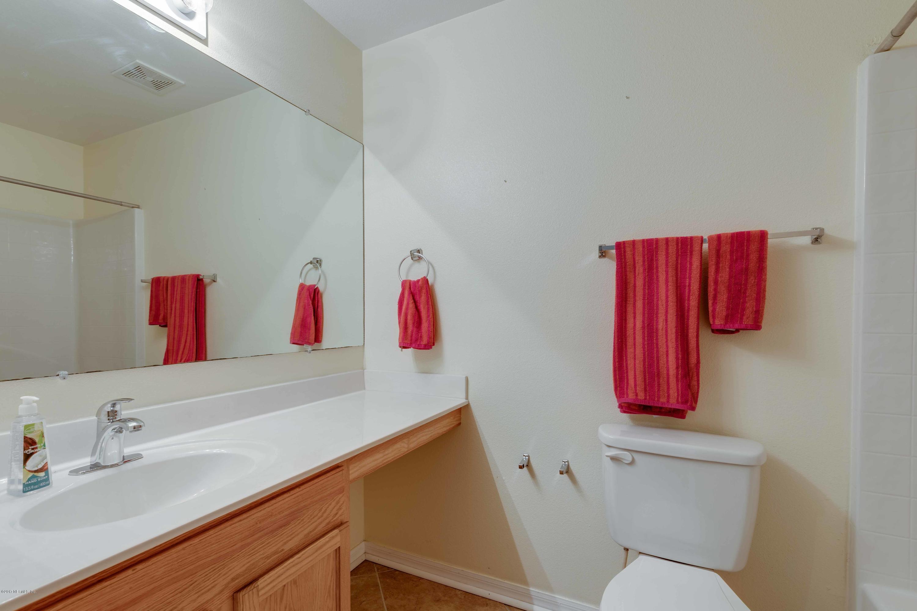 3007 Valkyrie Road Middleburg, FL 32068 - Photo 8 of 20 Hall Bath