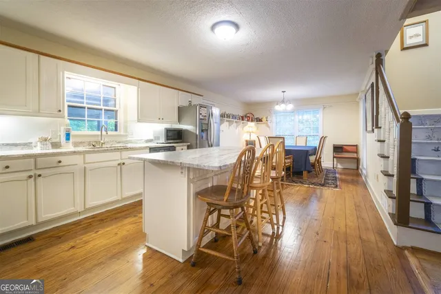 $850,000 | 144 Fussen Strasse, Helen, GA 30545