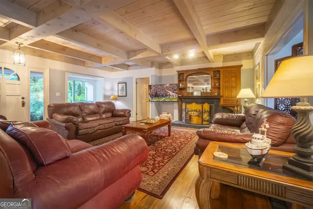 $850,000 | 144 Fussen Strasse, Helen, GA 30545