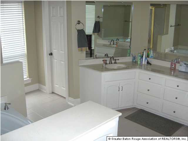 6267 Double Tree Drive Baton Rouge, LA 70817 - Photo 6 of 9 Gallery Image 6