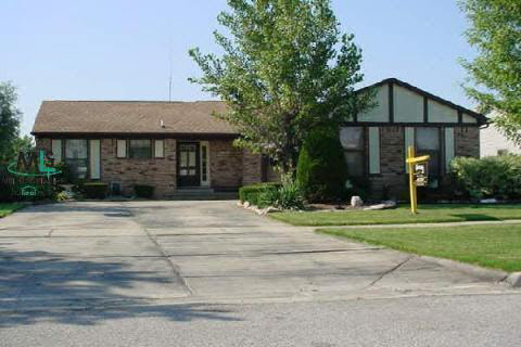 20784 Dunham Road Clinton Township, MI 48038 - Photo 1 of 1 652864.JPG