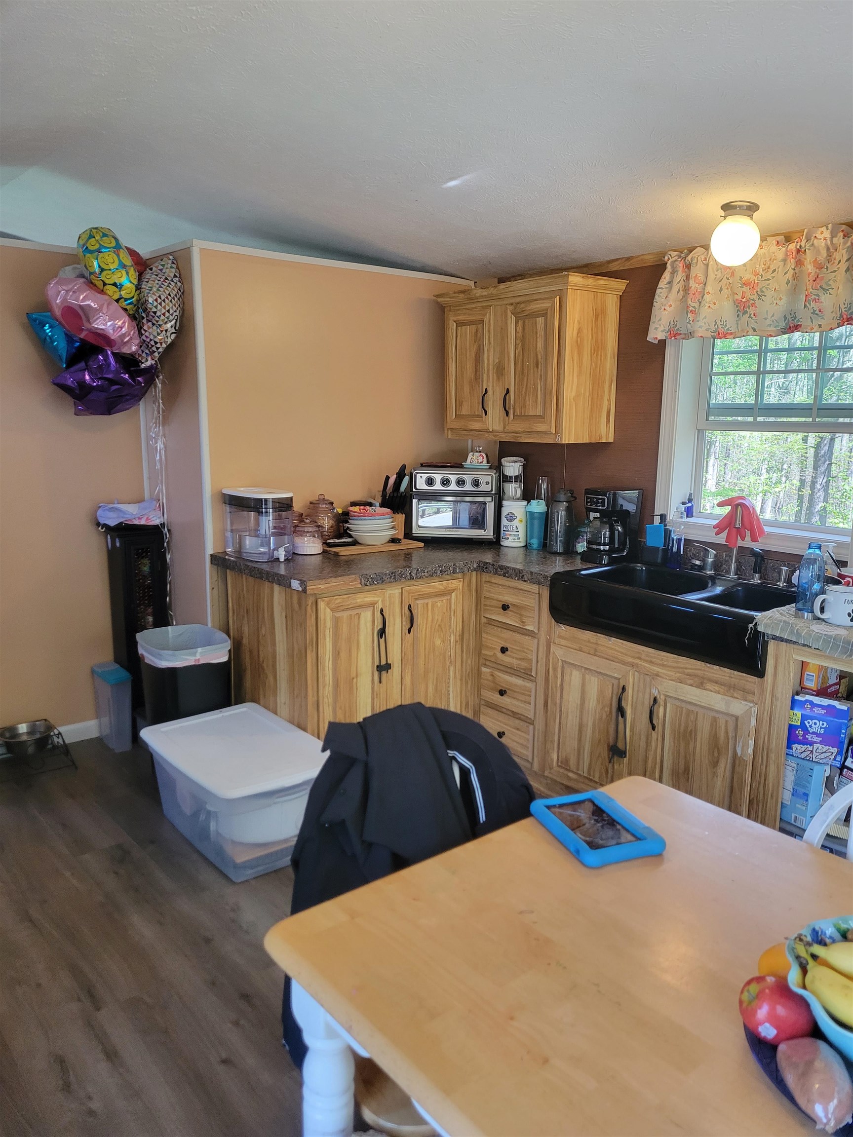 8 Pond Road Raymond, NH 03077 - Photo 14 of 28