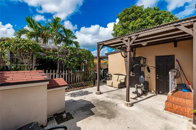 $525,000 | 4118 East 10th Court, Hialeah, FL 33013