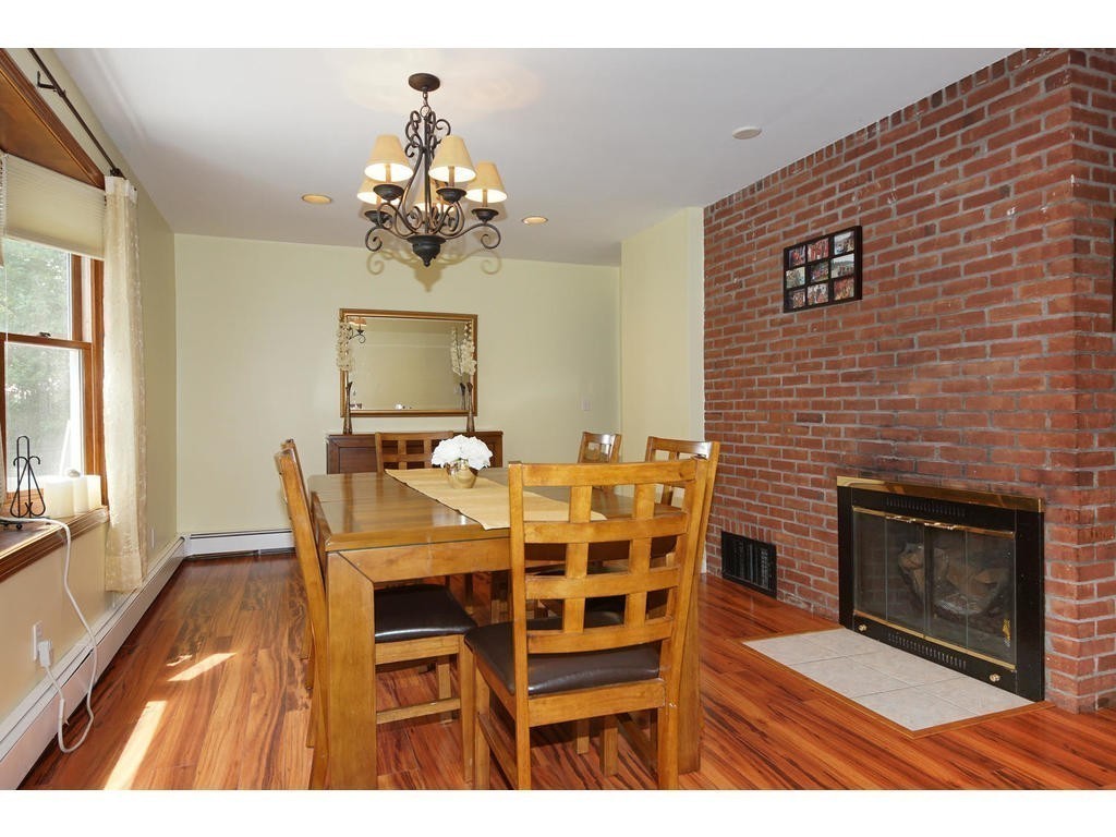 24 Hardwick Road Natick, MA 01760 - Photo 7 of 24 Gallery Image 7