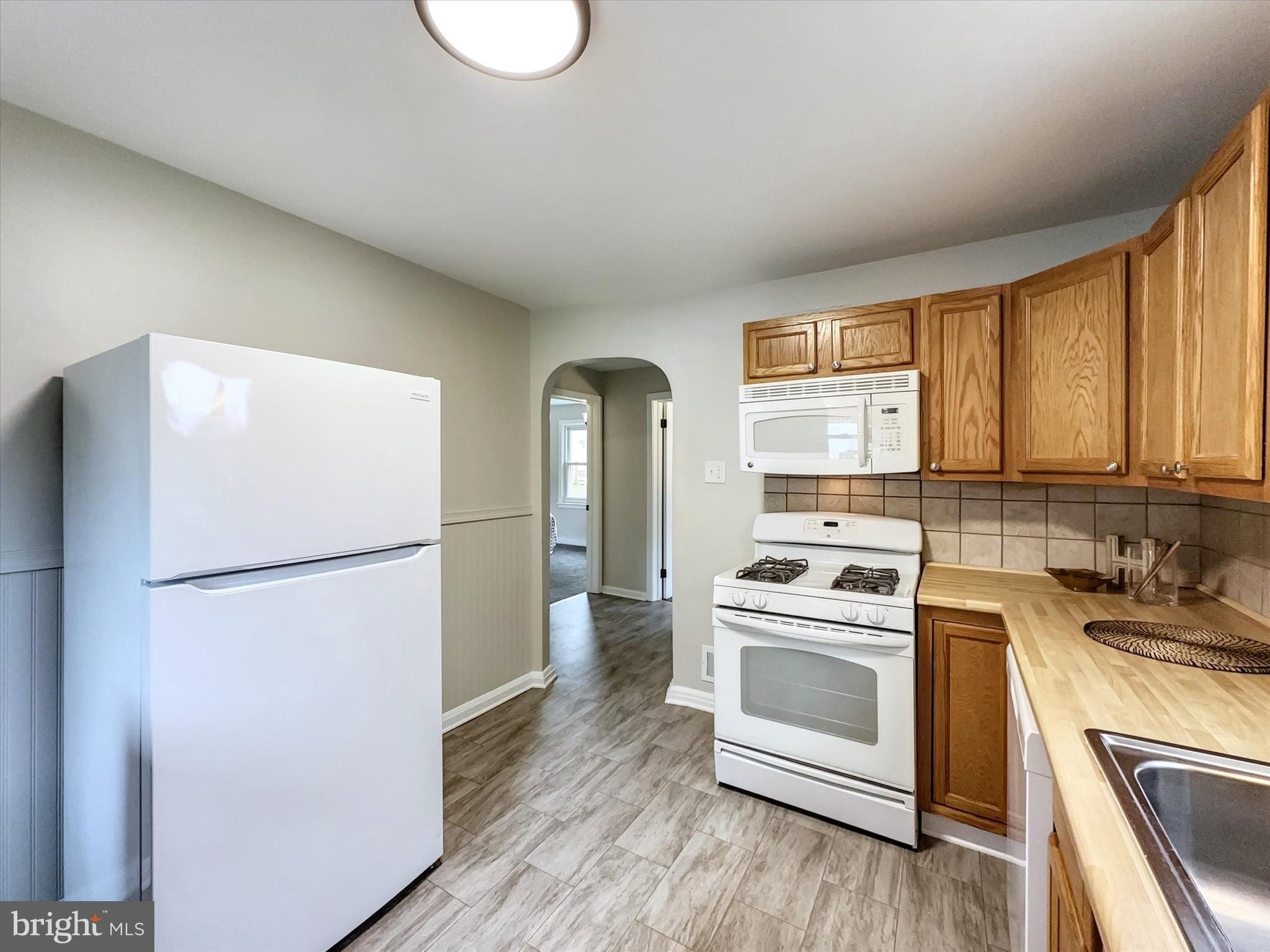 1817 Chesley Road York, PA 17403 - Photo 8 of 22 Gallery Image 8
