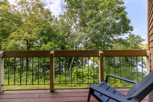 $169,900 | A17 Long Bay Point Drive, Galena, IL 61036