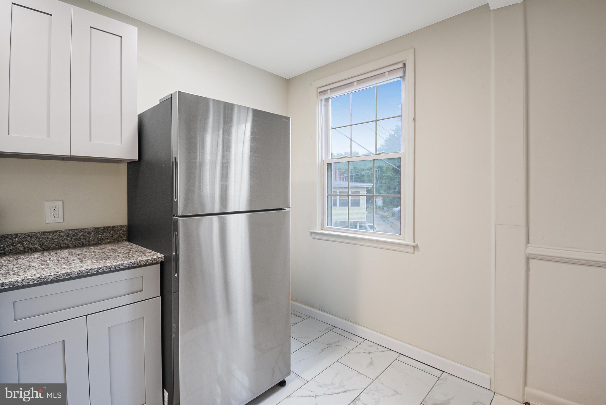 505 Stratford Road Glenolden, PA 19036 - Photo 5 of 15 Kitchen