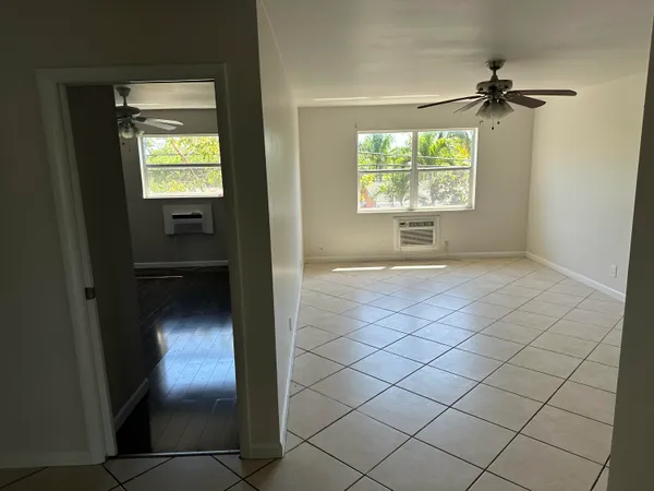 $145,000 | 1480 East Sample Road, Unit 207, Pompano Beach, FL 33064