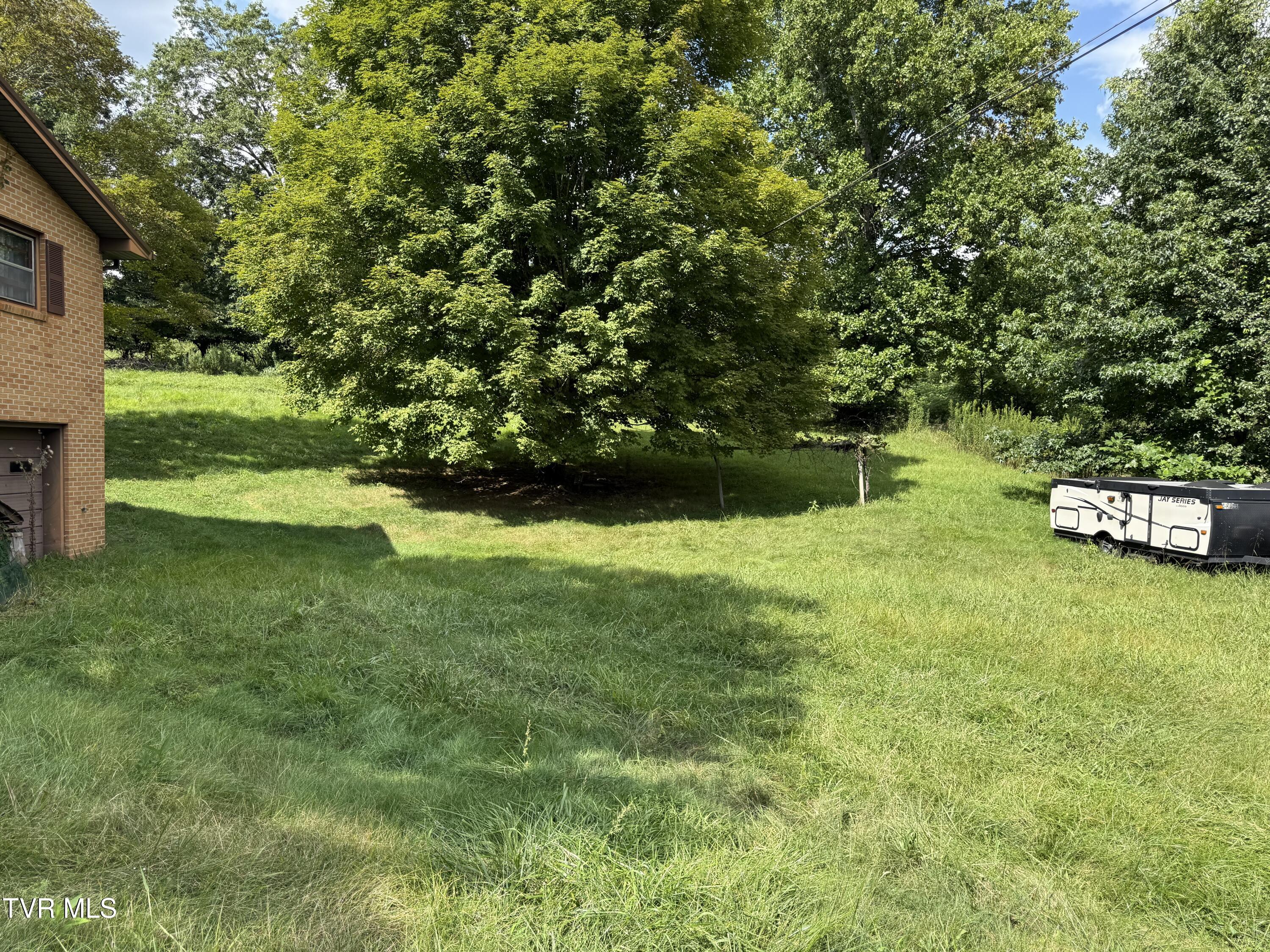 812 Fairview Road Hampton, TN 37658 - Photo 15 of 43 IMG_5953