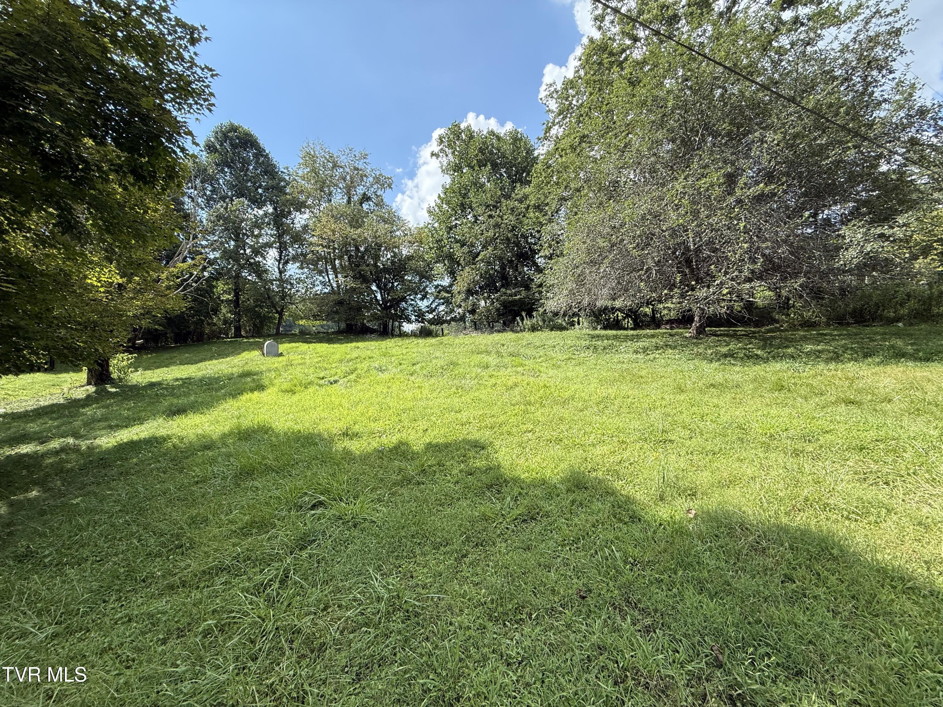 812 Fairview Road Hampton, TN 37658 - Photo 22 of 43 IMG_5965