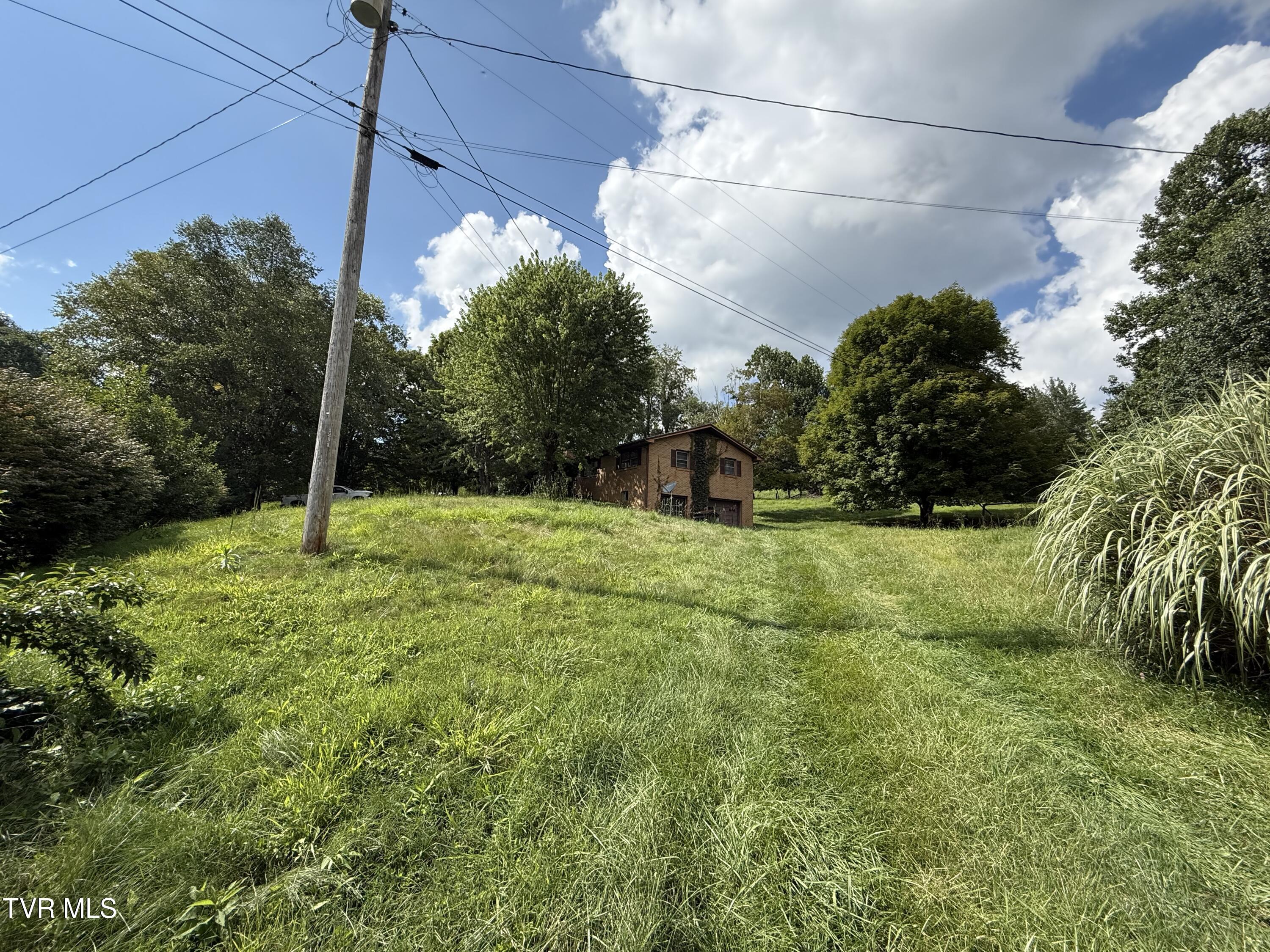 812 Fairview Road Hampton, TN 37658 - Photo 23 of 43 IMG_5966