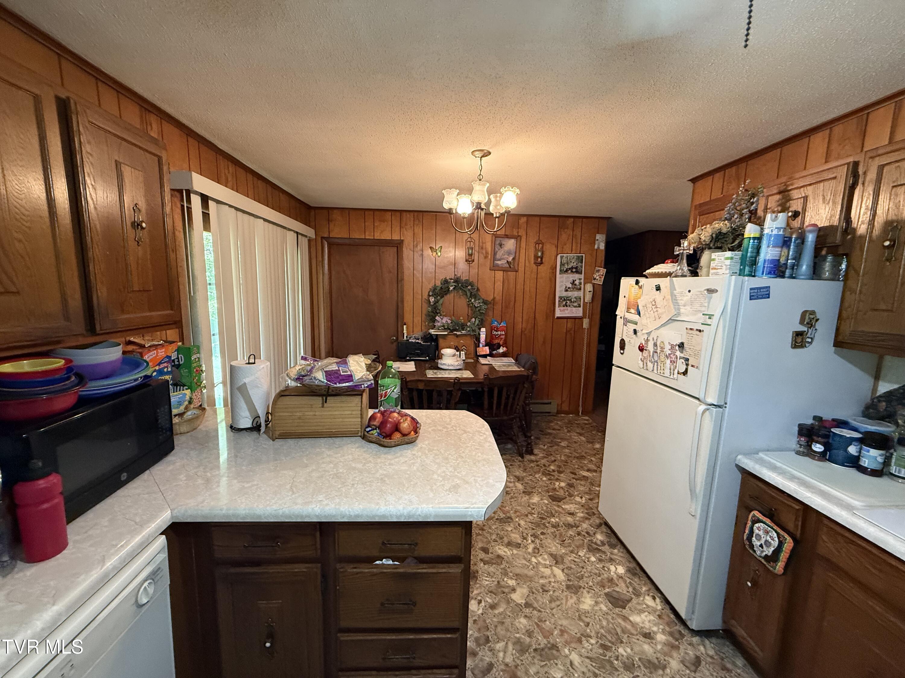 812 Fairview Road Hampton, TN 37658 - Photo 27 of 43 IMG_5925