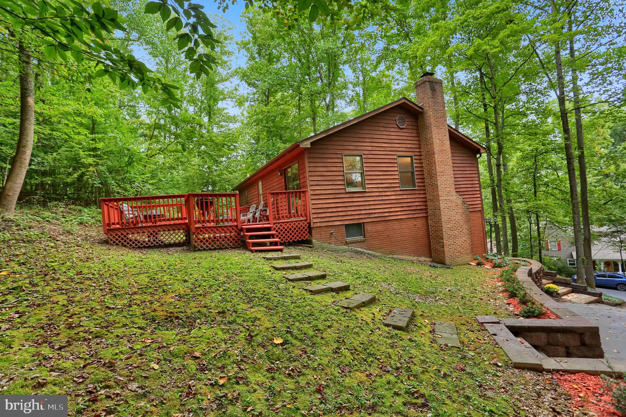 6741 Hemlock Point Road New Market, MD 21774 - Photo 2 of 50 Privacy with room to expand