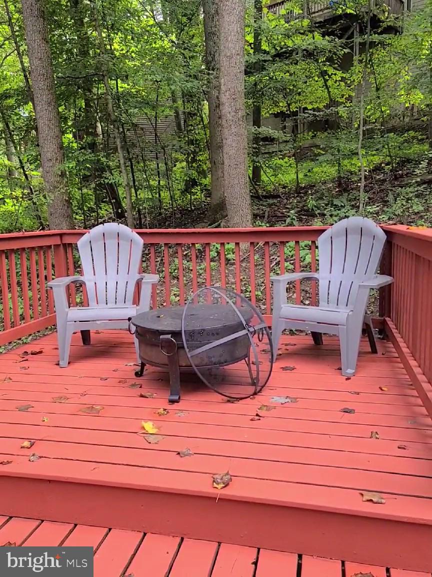6741 Hemlock Point Road New Market, MD 21774 - Photo 9 of 50 Ready for your Fire Pit Fall Evenings!