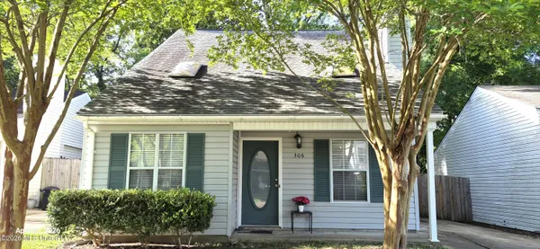 $199,900 | 306 North Grove Circle, Brandon, MS 39047