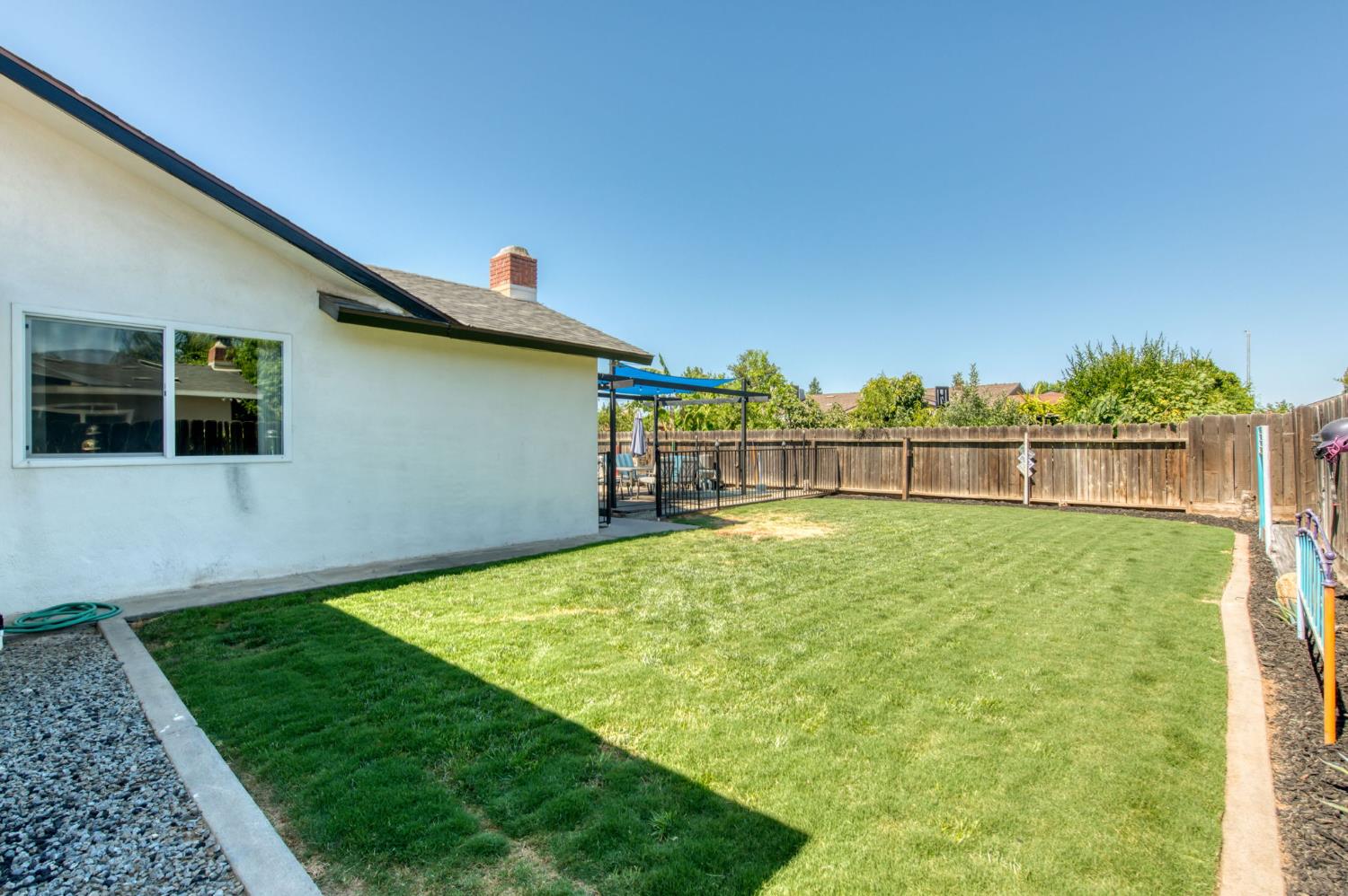 1580 Armstrong Avenue Clovis, CA 93611 - Photo 39 of 50 a view of outdoor space and yard