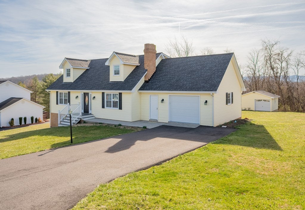4544 Old Tavern Road Pulaski, VA 24301 - Photo 60 of 72 Gallery Image 60