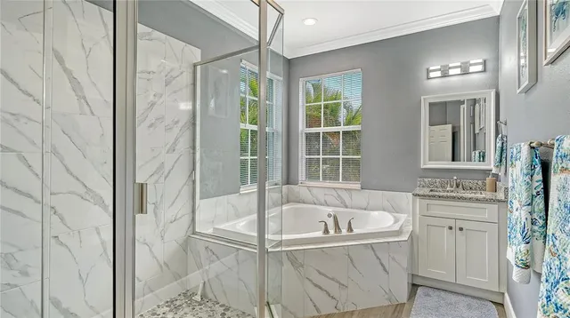 $1,100,000 | 2317 Avenue C, Unit 300, Bradenton Beach, FL 34217