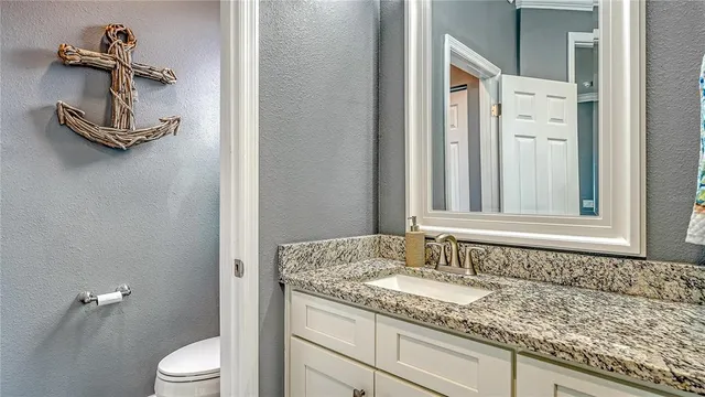 $1,100,000 | 2317 Avenue C, Unit 300, Bradenton Beach, FL 34217