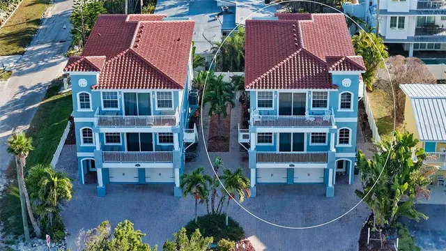 $1,100,000 | 2317 Avenue C, Unit 300, Bradenton Beach, FL 34217