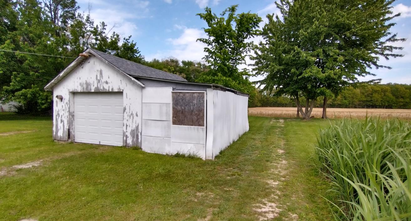 8614 North St Road Sunman, IN 47041 - Photo 24 of 25