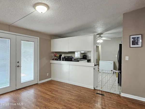 $269,900 | 202 Castlebury Lane, Hubert, NC 28539